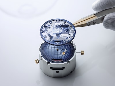 Montres Breguet | Marine Hora Mundi 5555 | 5555BH/YS/9WV